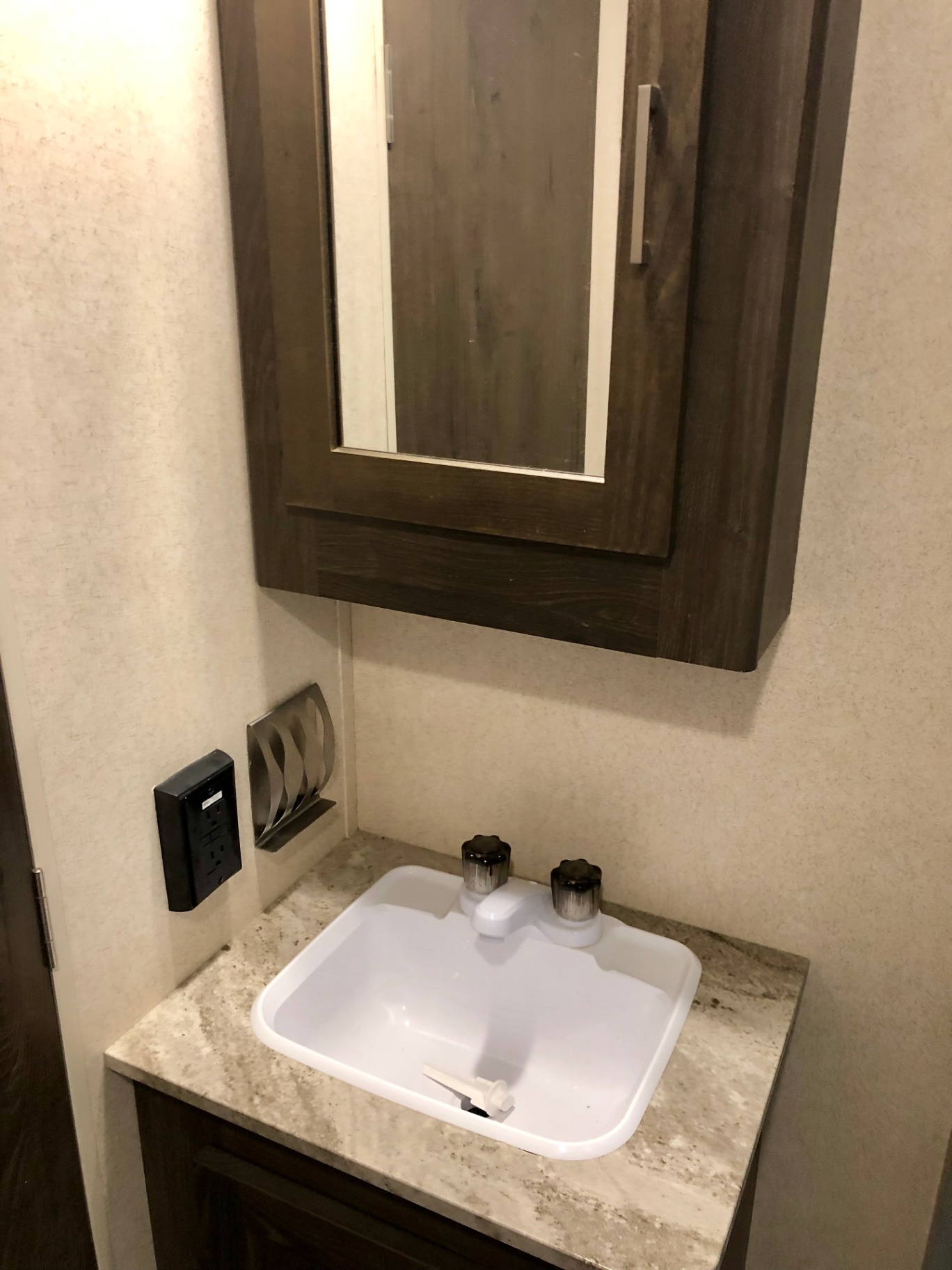 2018 Heritage Glen LTZ 312QBUD bathroom vanity with sink, countertop, and mirrored medicine cabinet